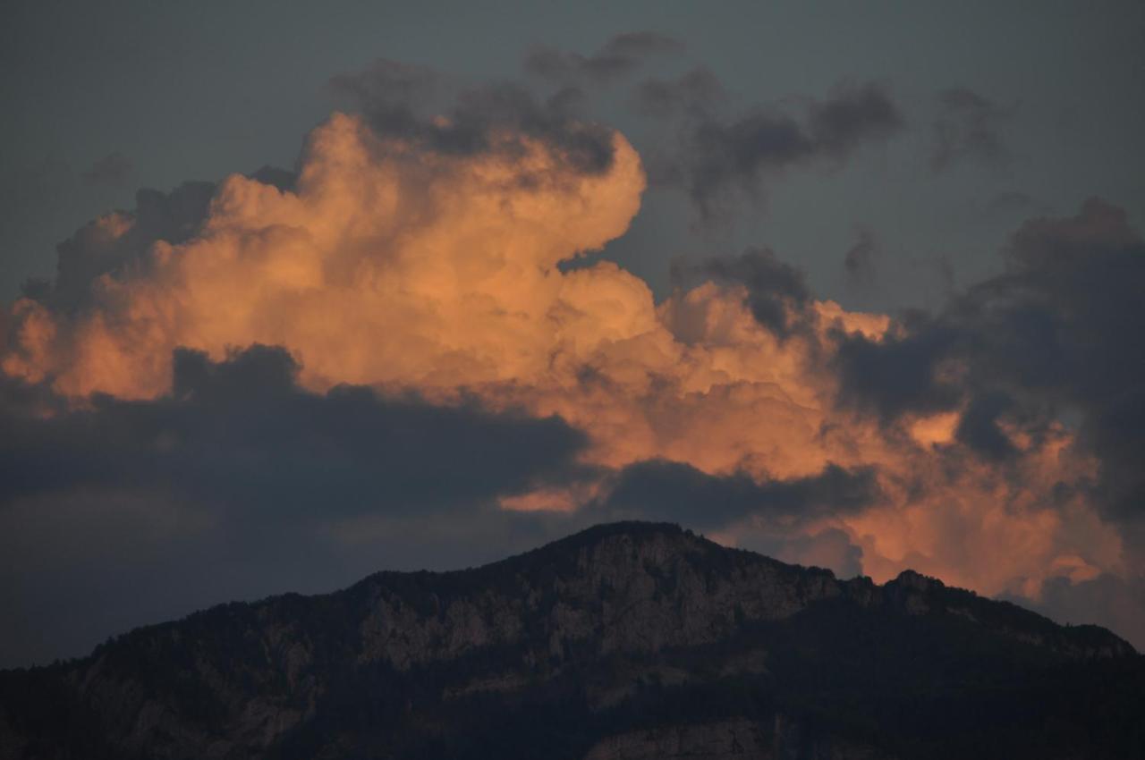Appartamento La Bourgeat Chantesse Esterno foto